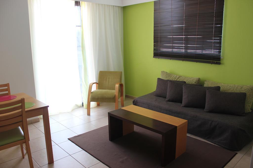Aquamar Albufeira Aparthotel Exterior photo