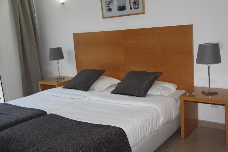 Aquamar Albufeira Aparthotel Exterior photo